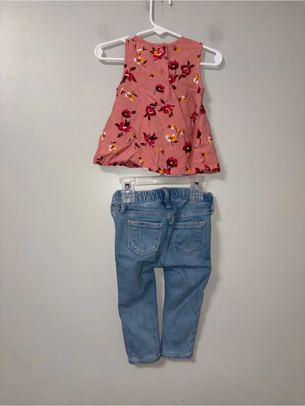 Old Navy Red Pink Floral Tank Faded Jeans Set 18-24M